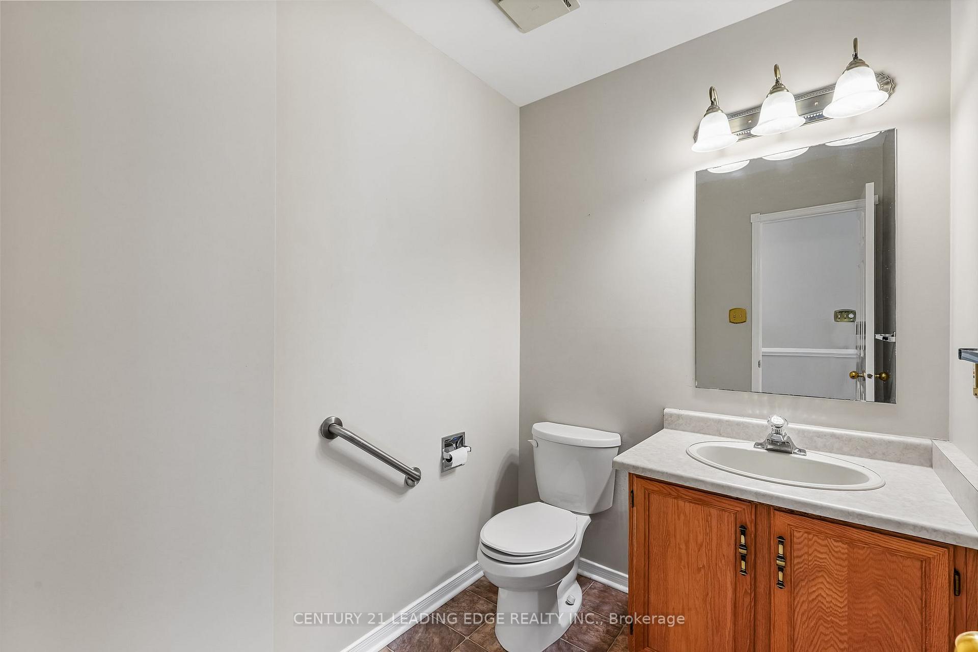 Photo 26 of 34 Henderson Drive, Whitby, Pringle Creek — HOMEH