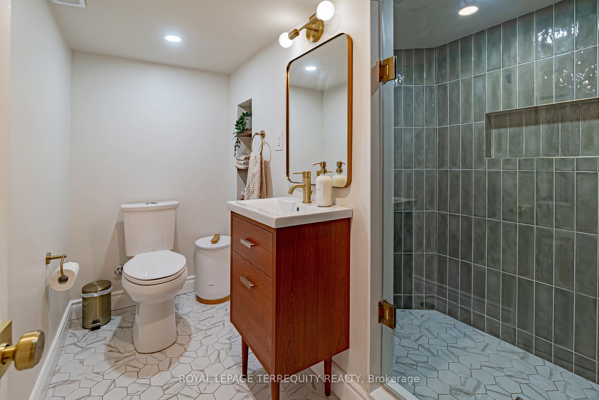 Photo 37 of 14 Badgerow Avenue, Toronto, South Riverdale — HOMEH