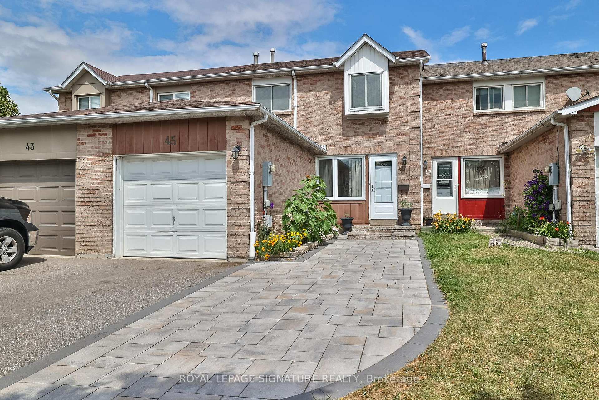 Photo 1 of 45 Tams Drive, Ajax, Central East — HOMEH
