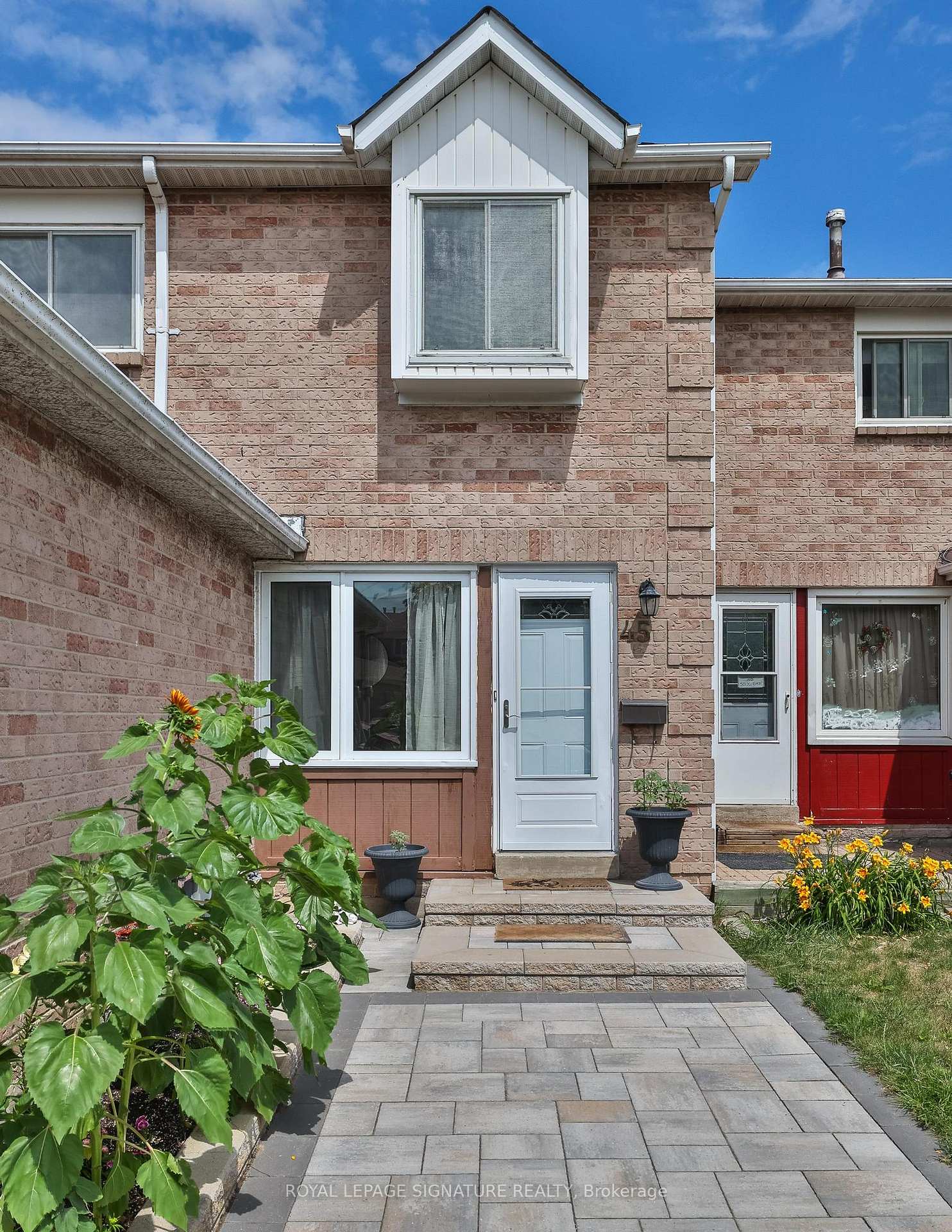Photo 12 of 45 Tams Drive, Ajax, Central East — HOMEH