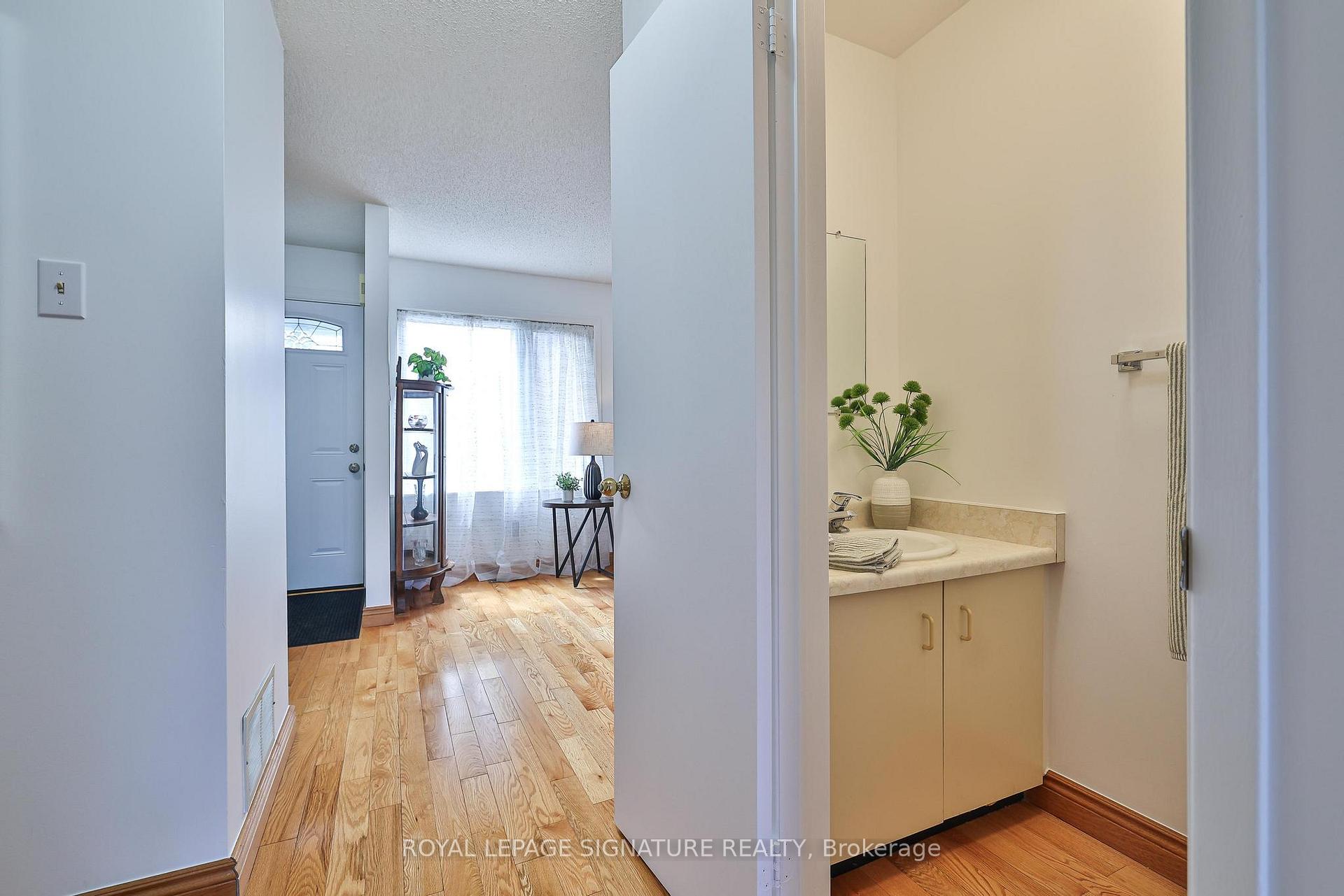 Photo 19 of 45 Tams Drive, Ajax, Central East — HOMEH