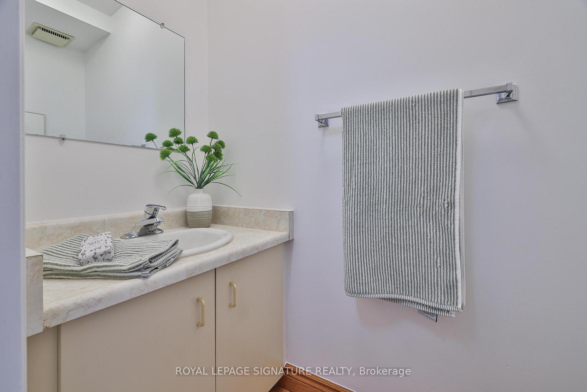 Photo 20 of 45 Tams Drive, Ajax, Central East — HOMEH