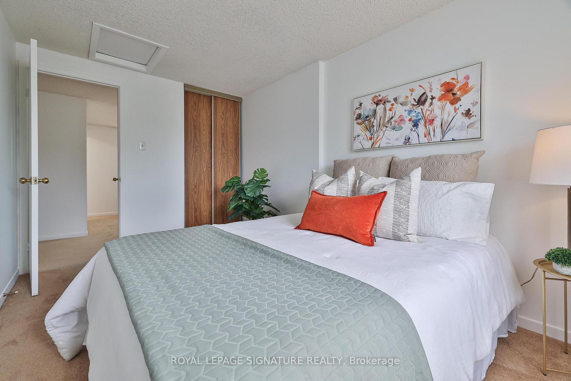 Photo 27 of 45 Tams Drive, Ajax, Central East — HOMEH