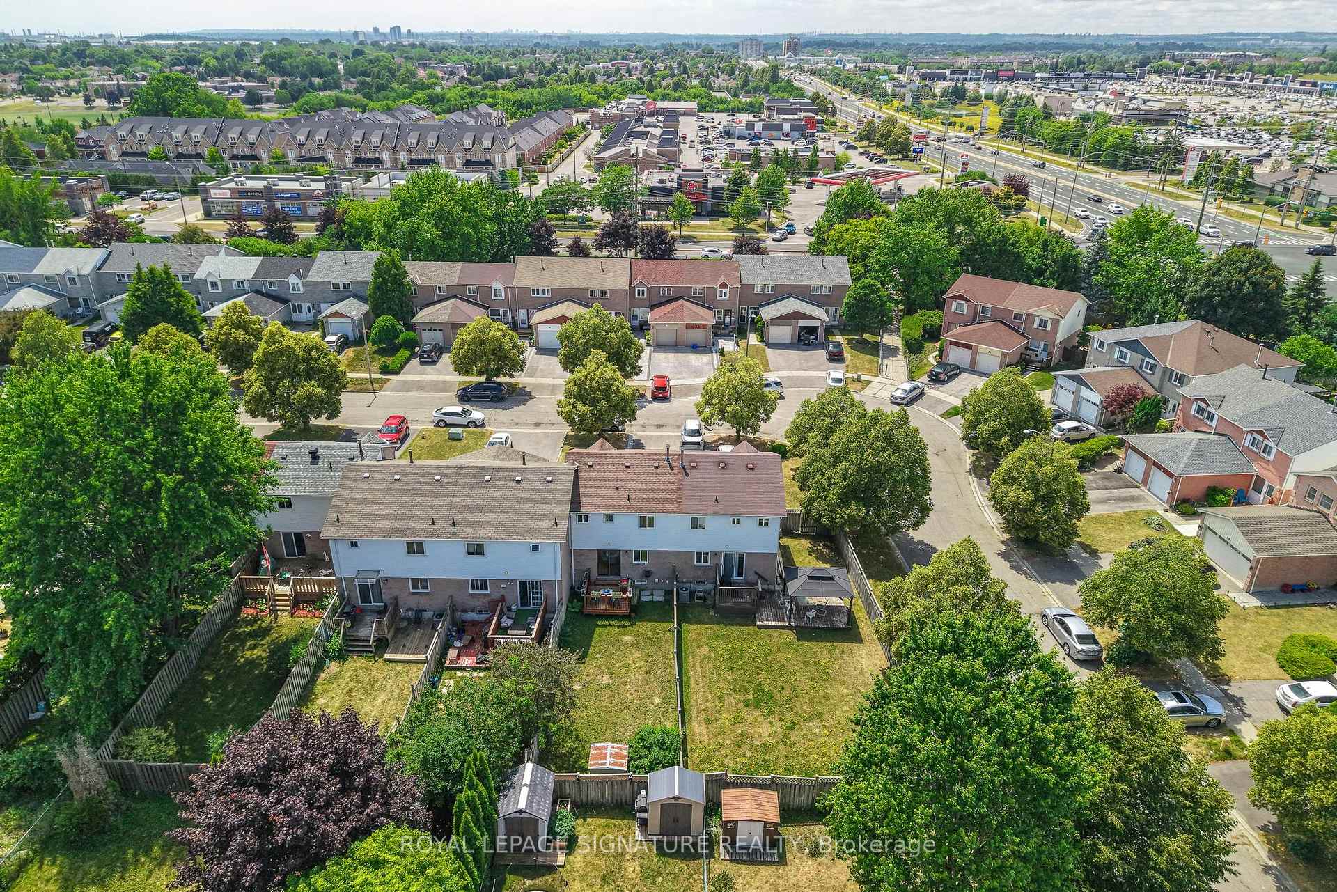 Photo 38 of 45 Tams Drive, Ajax, Central East — HOMEH