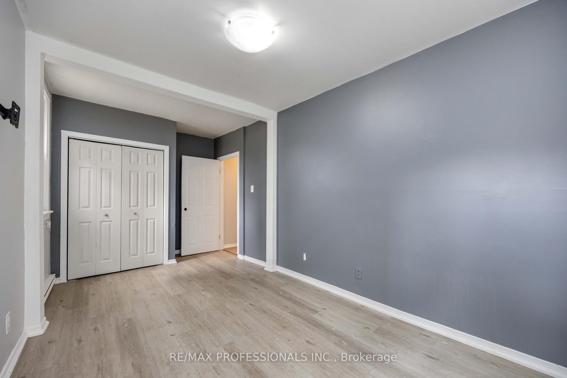 Photo 17 of 220 Main Street, Toronto, East End-Danforth — HOMEH
