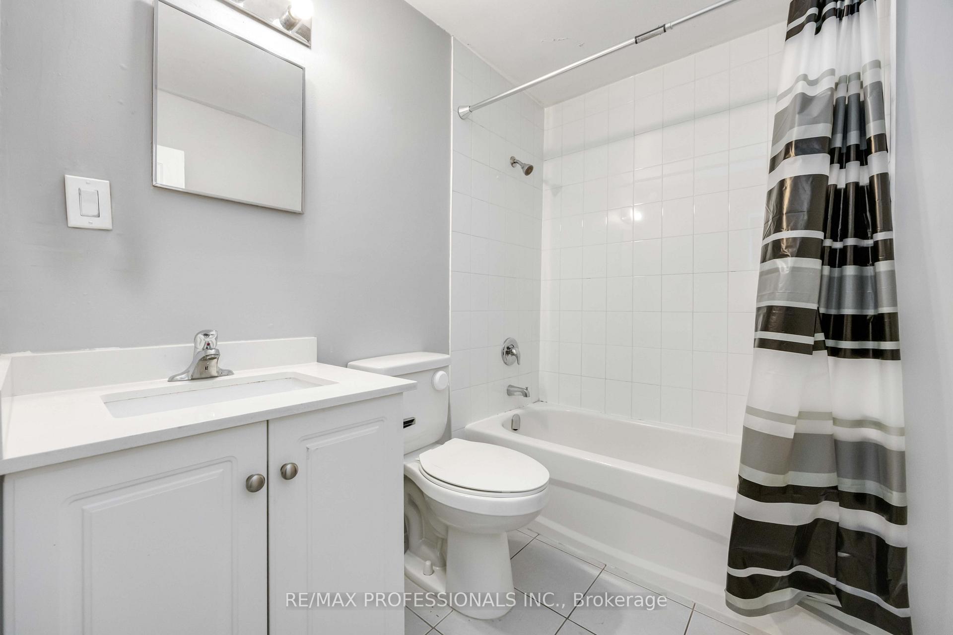 Photo 11 of 220 Main Street, Toronto, East End-Danforth — HOMEH