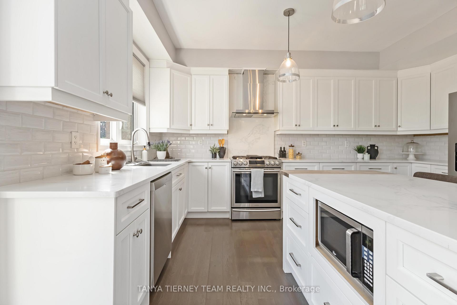 Photo 12 of 43 Robert Attersley Drive, Whitby, Taunton North — HOMEH