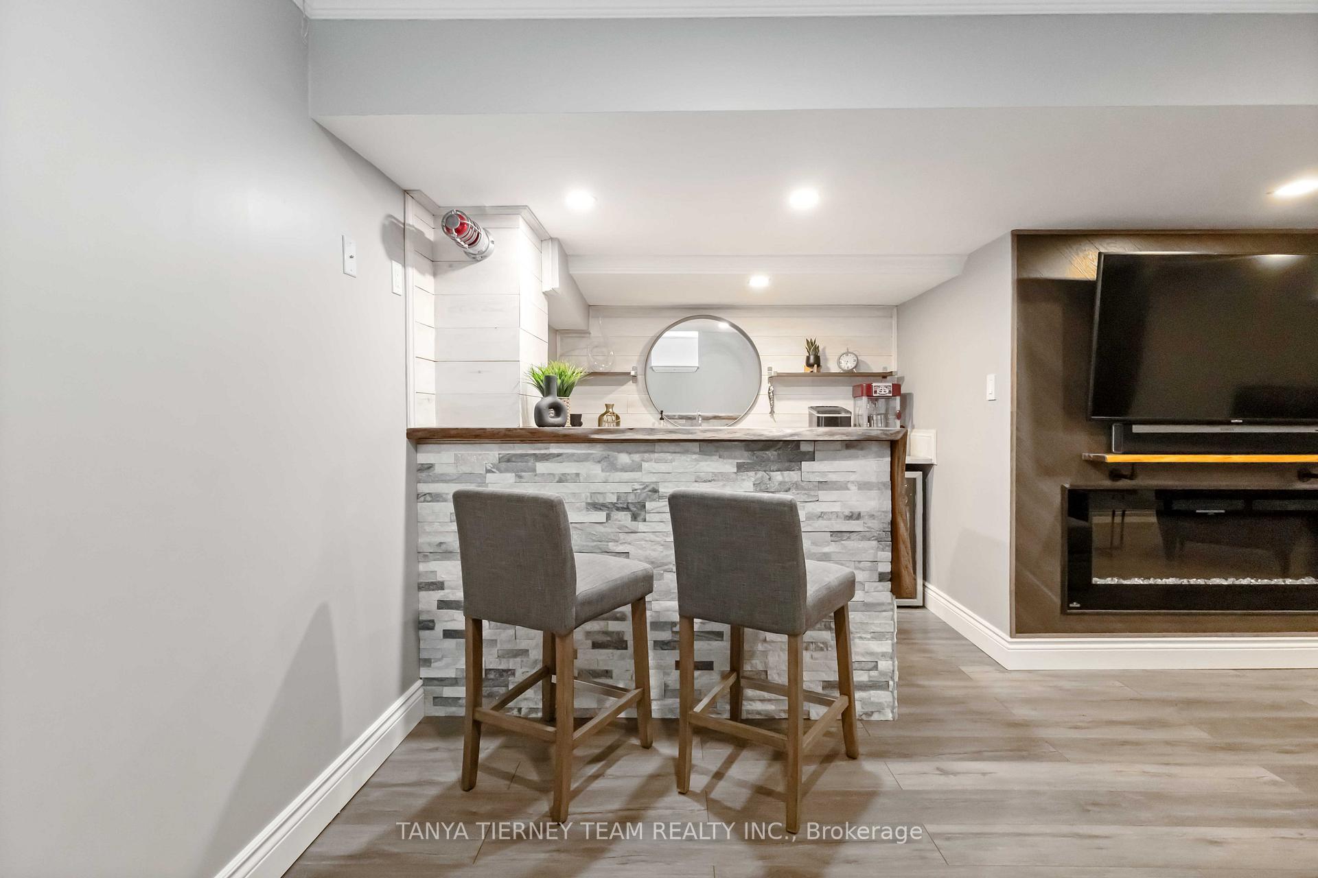 Photo 27 of 43 Robert Attersley Drive, Whitby, Taunton North — HOMEH