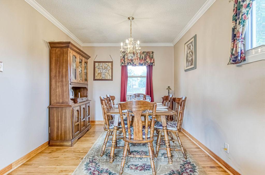 Photo 3 of 106 Admiral Road, Ajax, South East — HOMEH