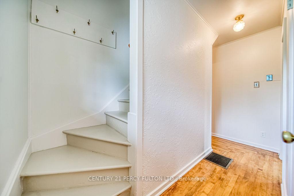 Photo 13 of 106 Admiral Road, Ajax, South East — HOMEH