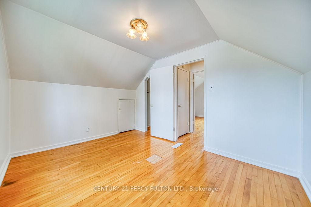 Photo 23 of 106 Admiral Road, Ajax, South East — HOMEH
