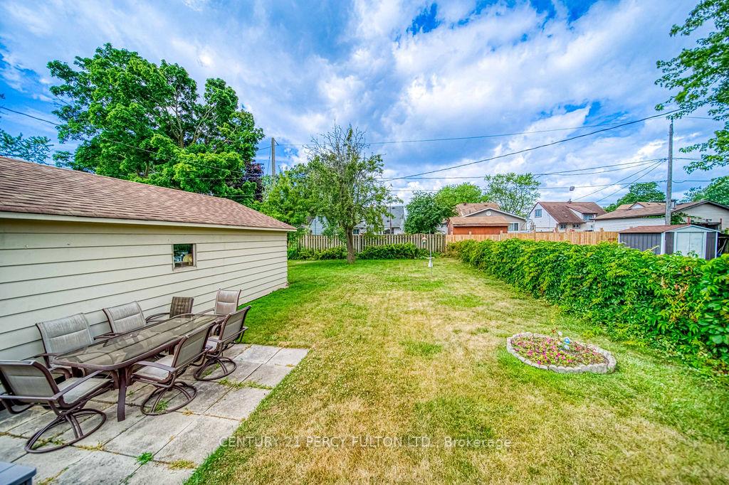 Photo 41 of 106 Admiral Road, Ajax, South East — HOMEH