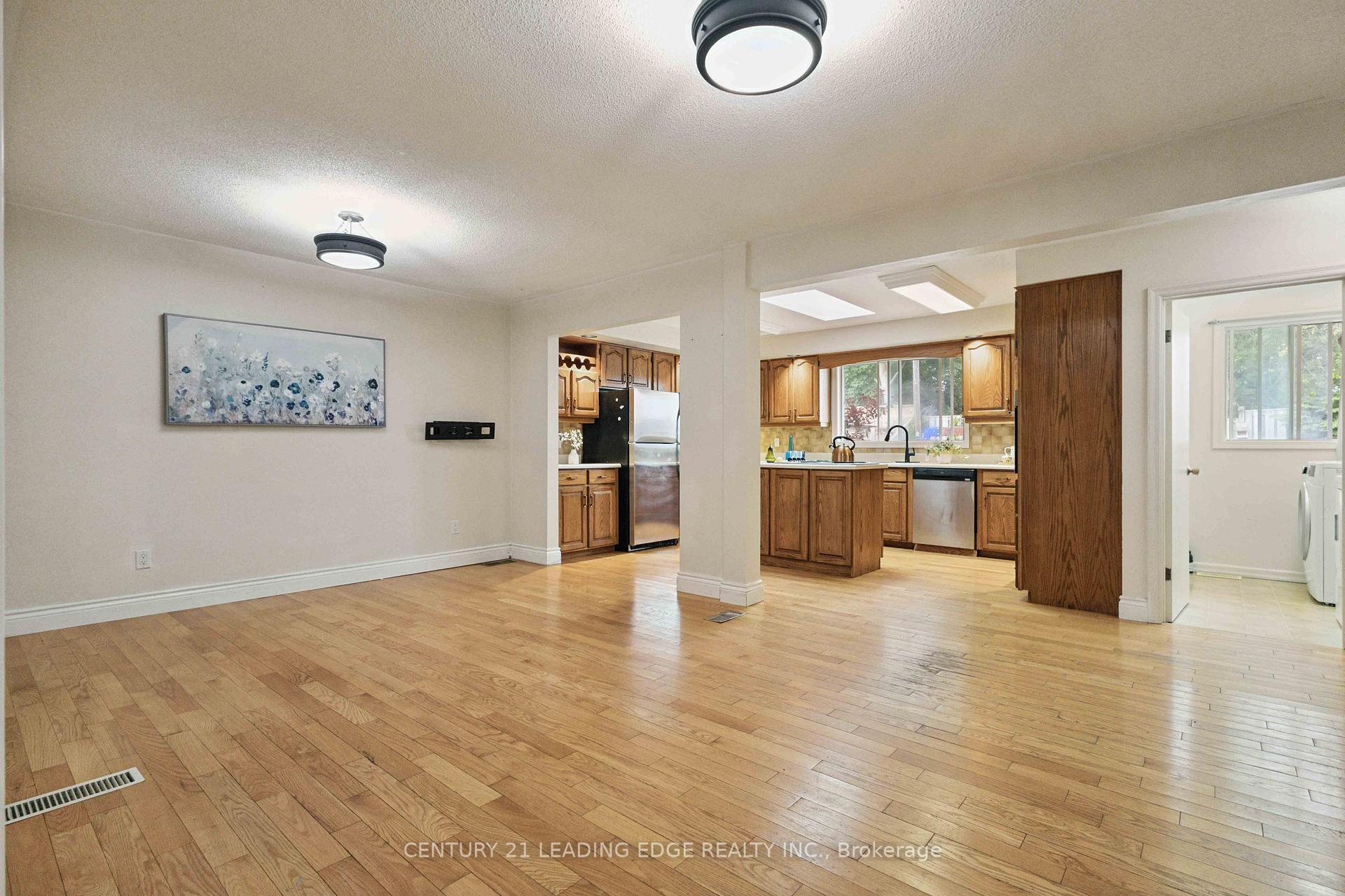 Photo 15 of 322 Hillcroft Street, Oshawa, O'Neill — HOMEH