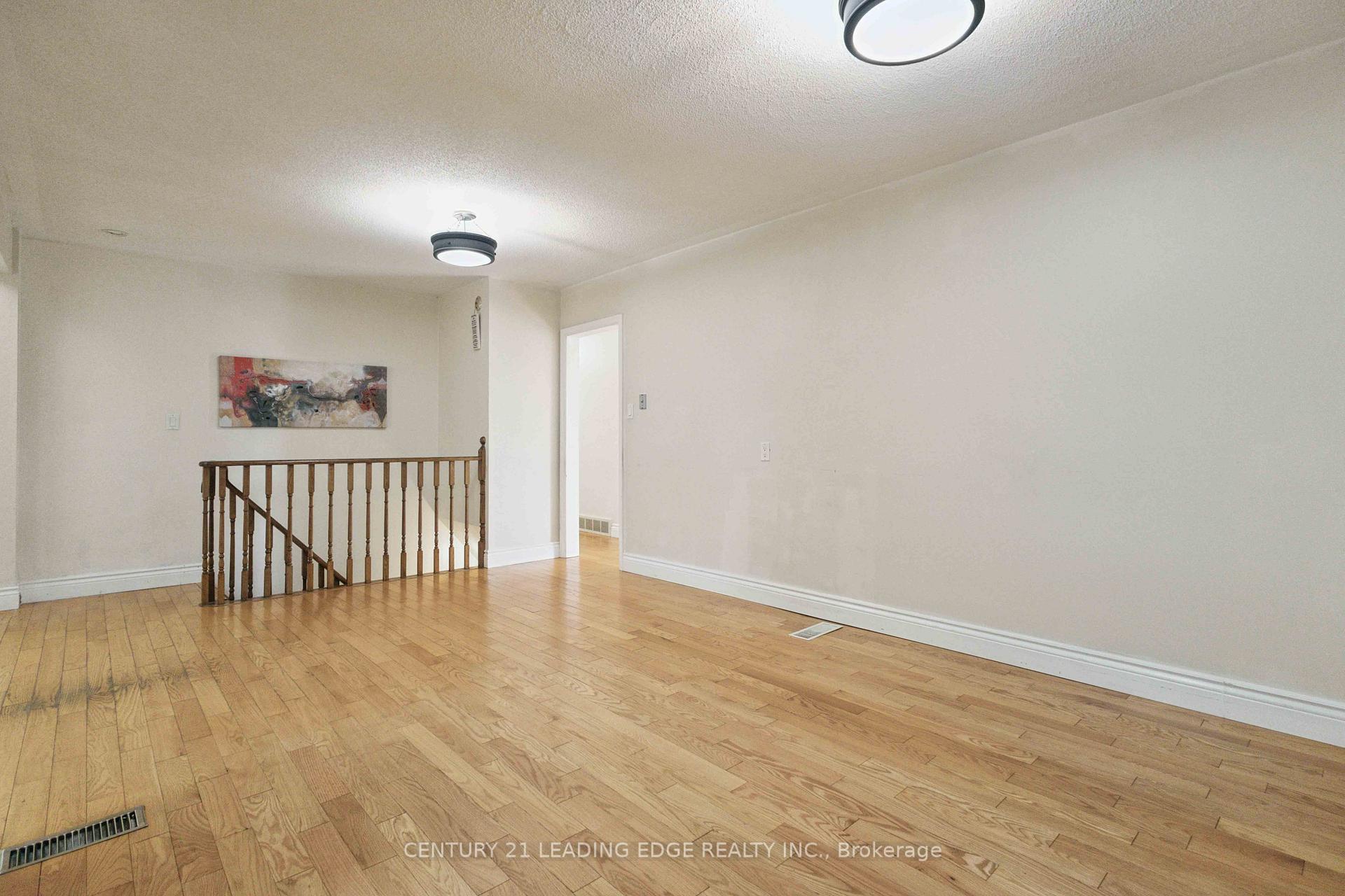 Photo 22 of 322 Hillcroft Street, Oshawa, O'Neill — HOMEH
