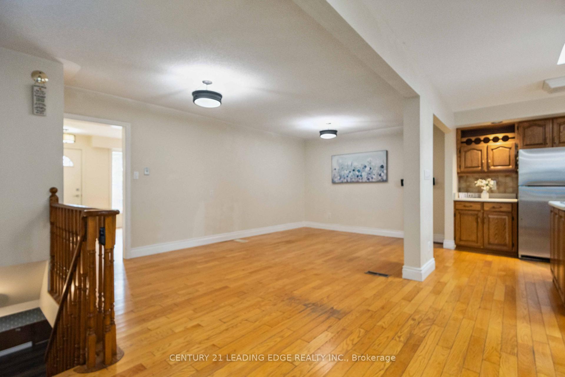 Photo 17 of 322 Hillcroft Street, Oshawa, O'Neill — HOMEH