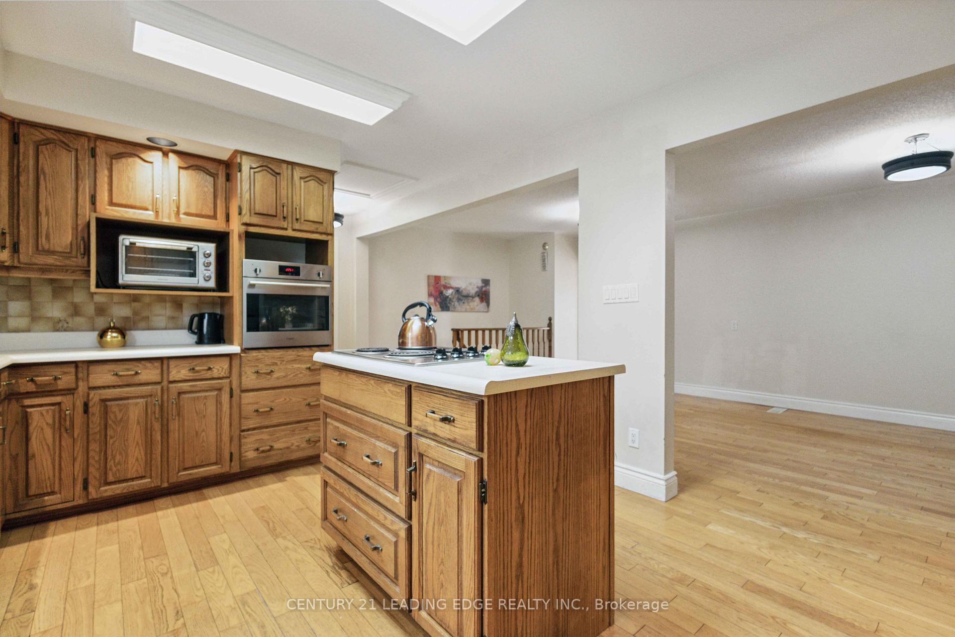 Photo 26 of 322 Hillcroft Street, Oshawa, O'Neill — HOMEH