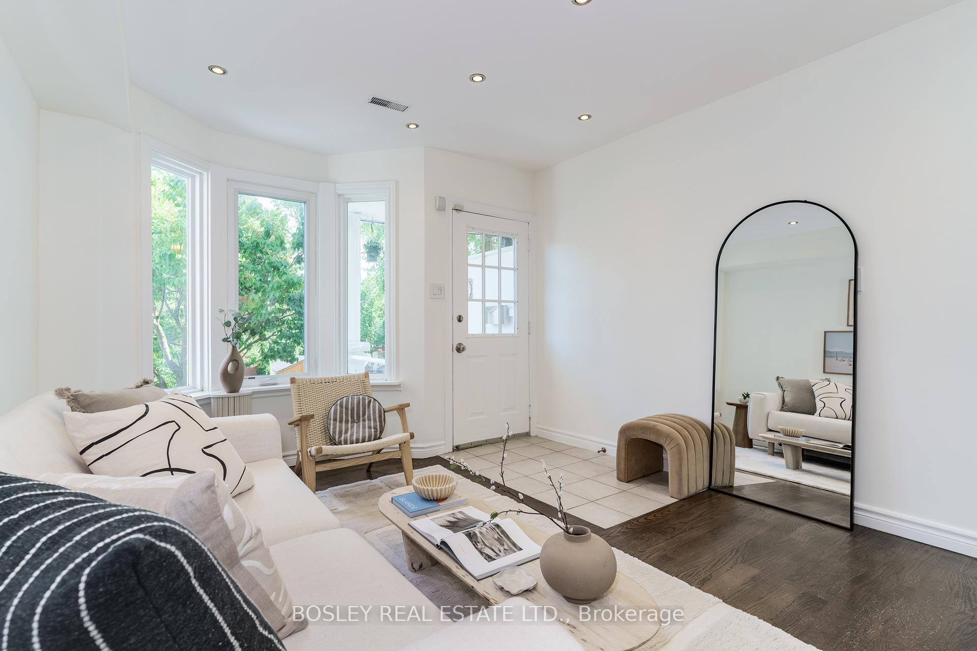 Photo 4 of 90 Walpole Avenue, Toronto, Greenwood-Coxwell — HOMEH