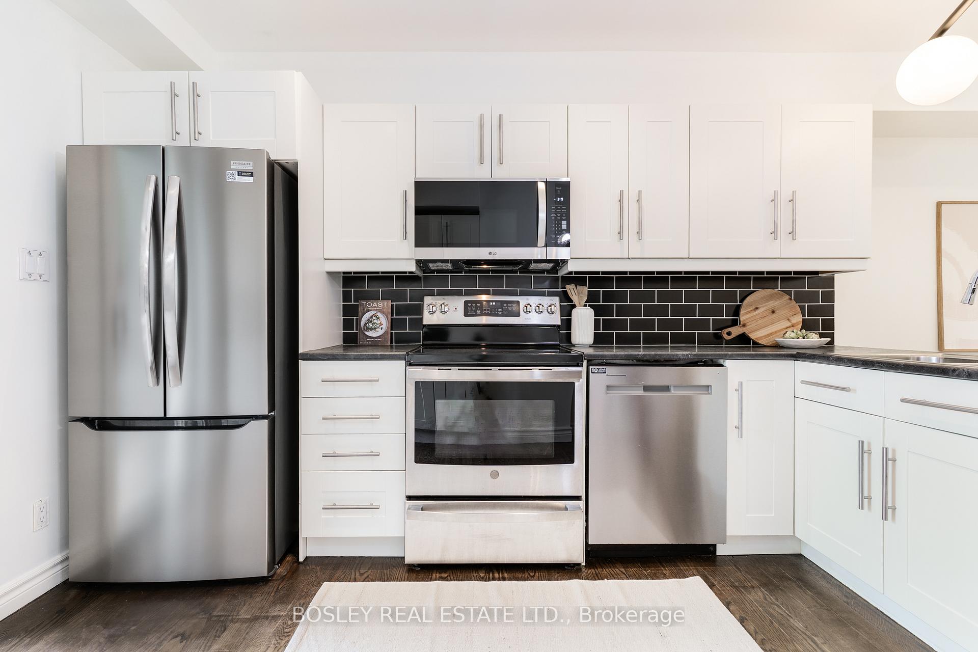 Photo 22 of 90 Walpole Avenue, Toronto, Greenwood-Coxwell — HOMEH