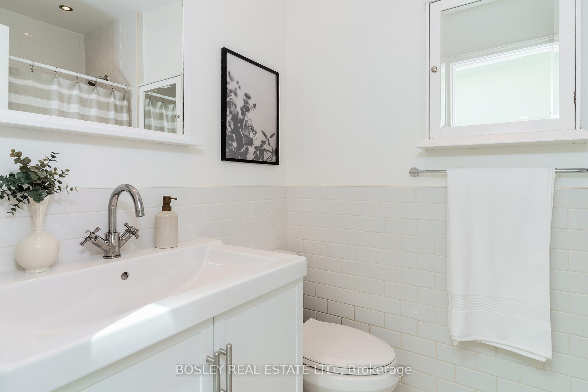 Photo 9 of 90 Walpole Avenue, Toronto, Greenwood-Coxwell — HOMEH