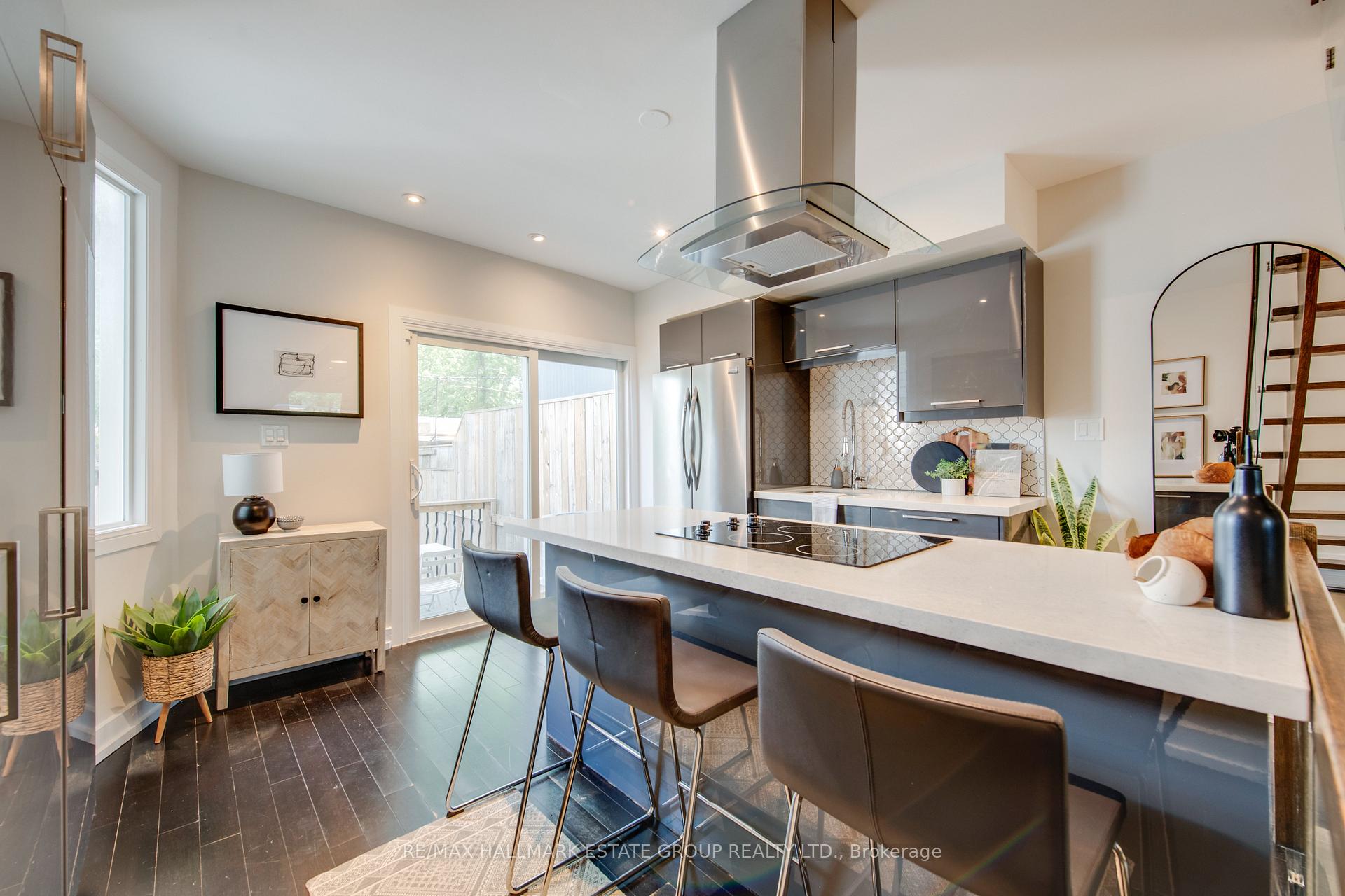 Photo 14 of 3 Murdock Avenue, Toronto, Woodbine Corridor — HOMEH
