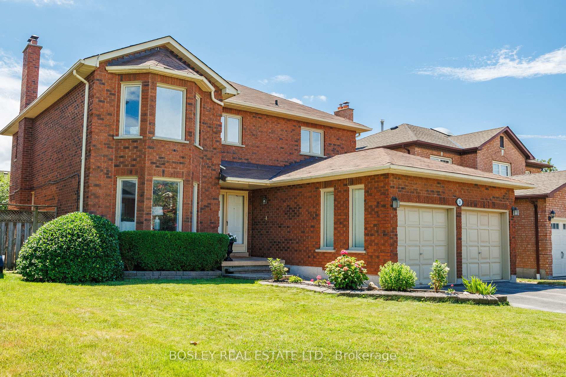 Photo 1 of 26 Corner Stone Crescent, Whitby, Rolling Acres — HOMEH