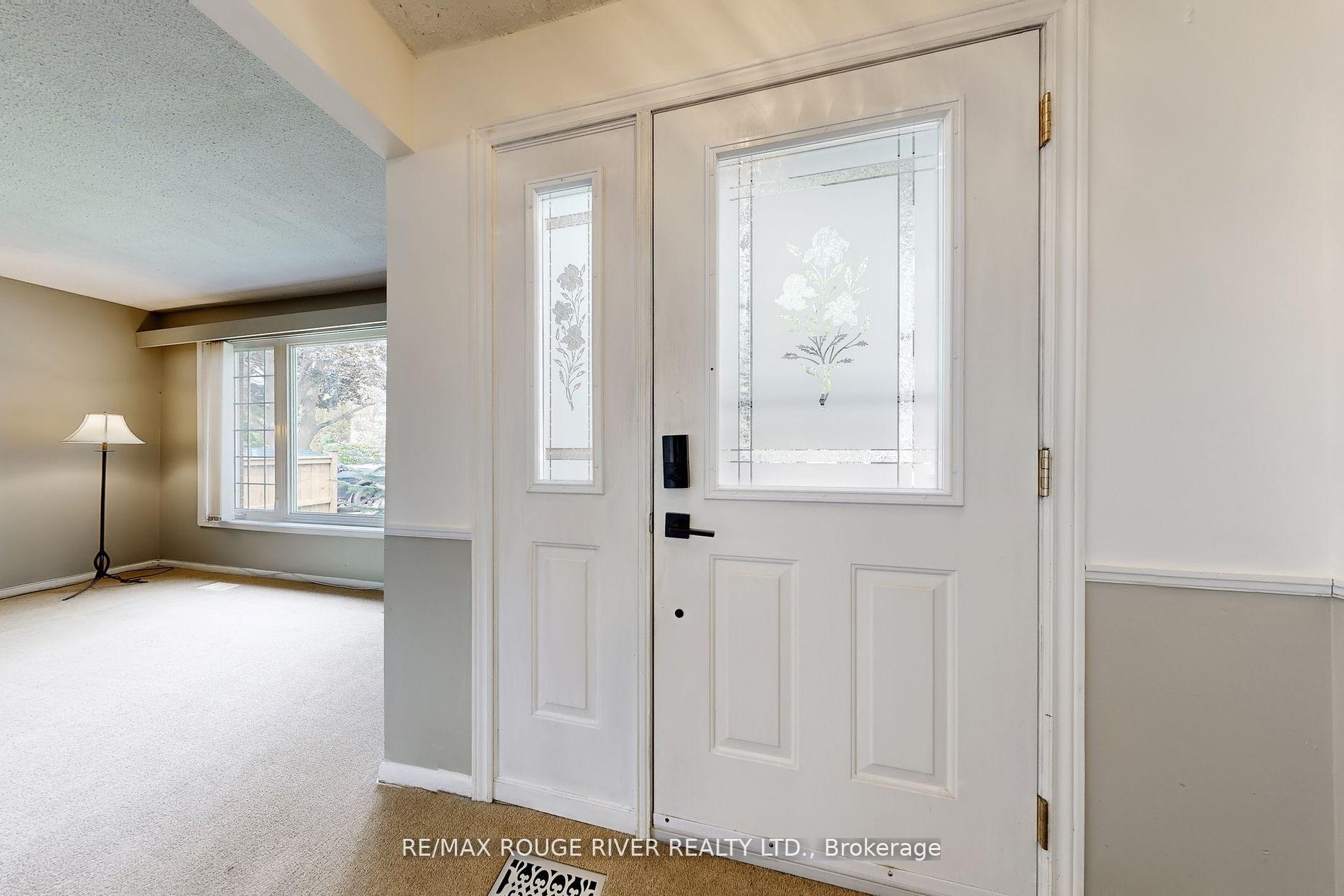 Photo 8 of 1373 Poprad Avenue, Pickering, Bay Ridges — HOMEH