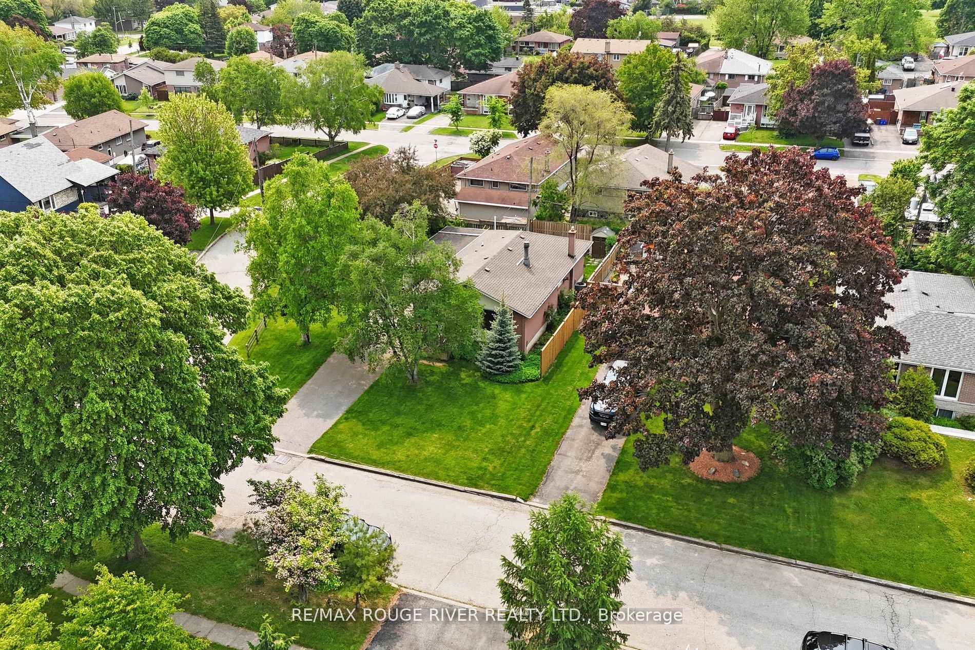 Photo 36 of 1373 Poprad Avenue, Pickering, Bay Ridges — HOMEH