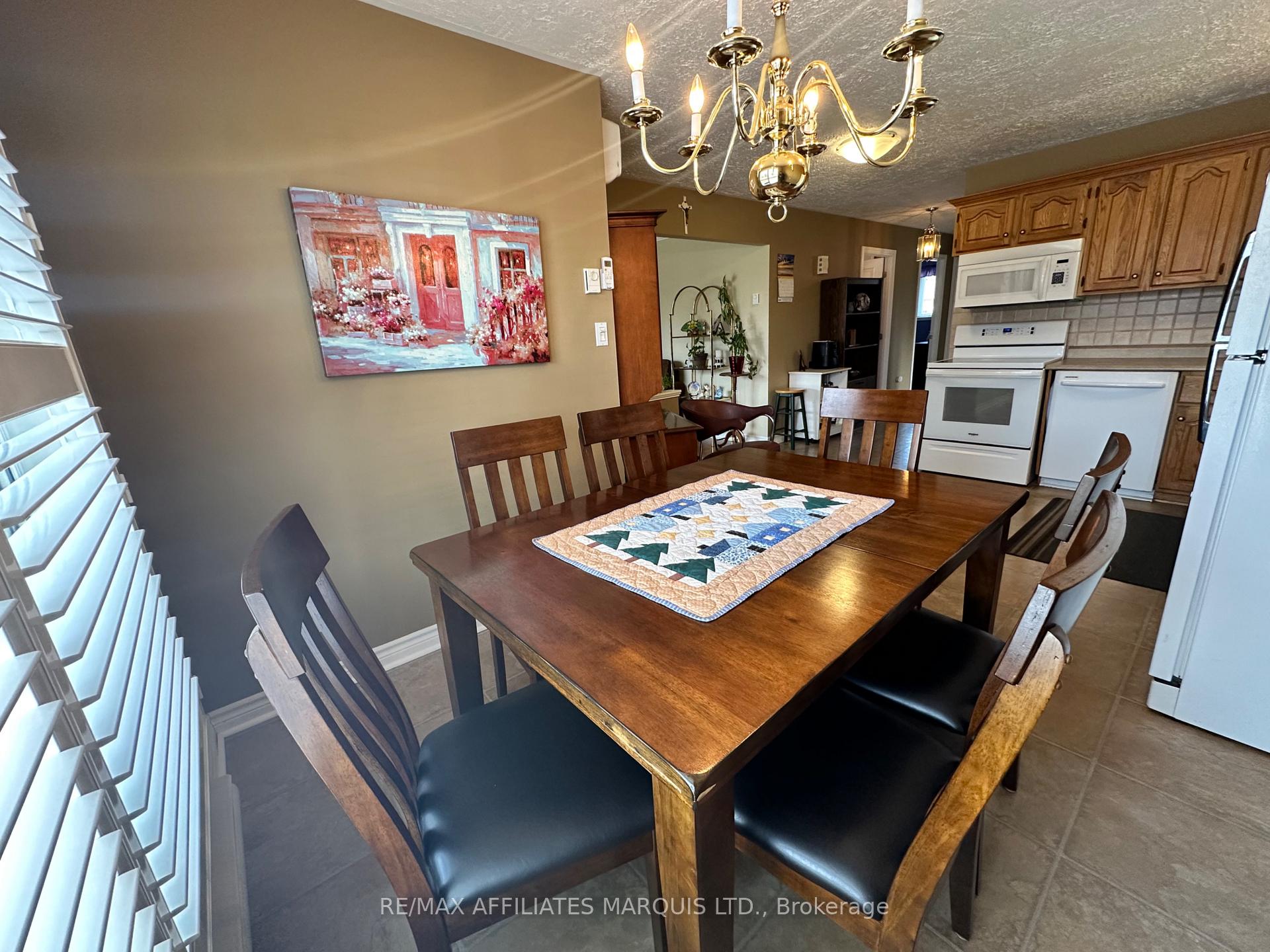 Photo 6 of 564 Kirkwood Street, Cornwall — HOMEH