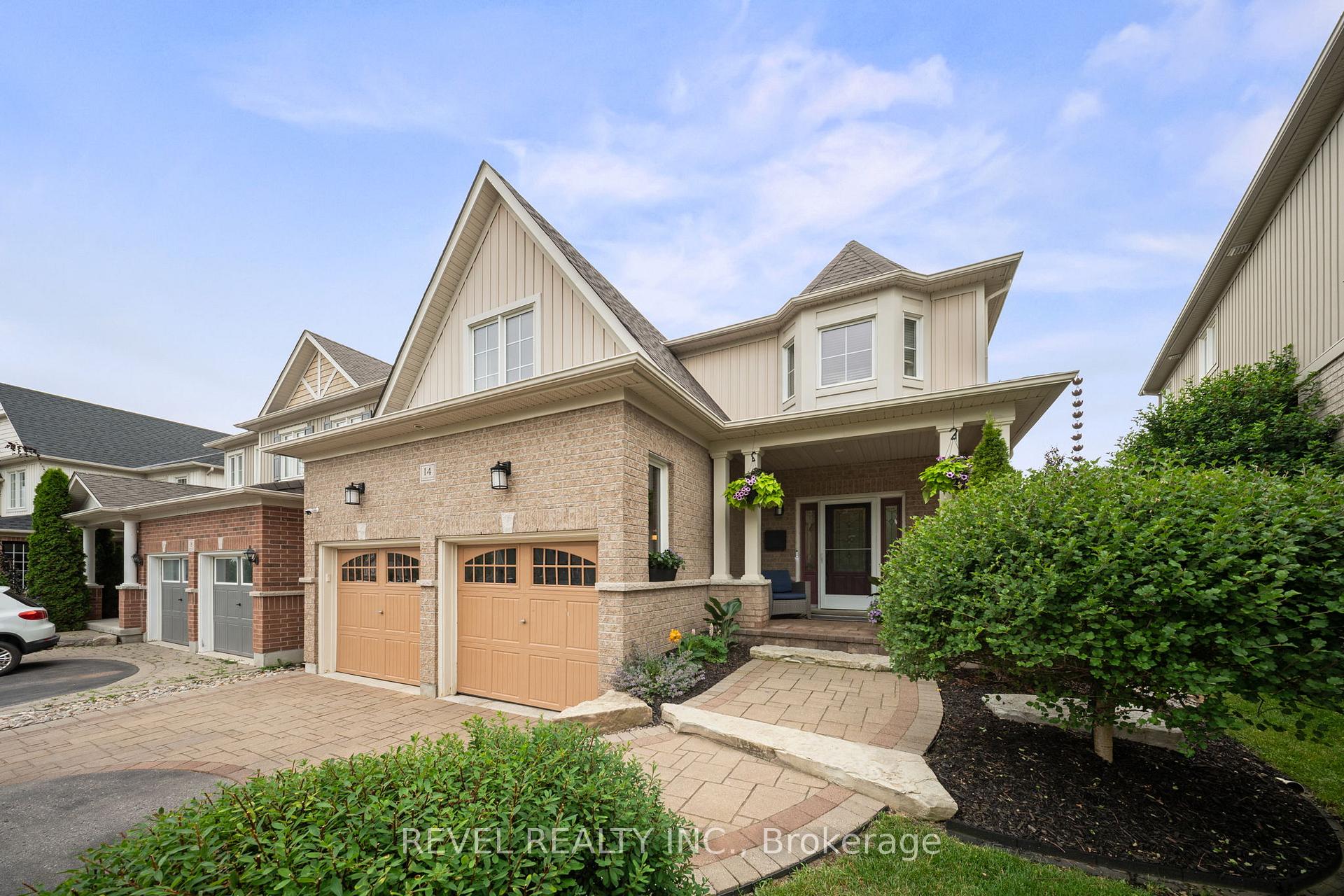Photo 1 of 14 Kaukonen Court, Clarington, Bowmanville — HOMEH