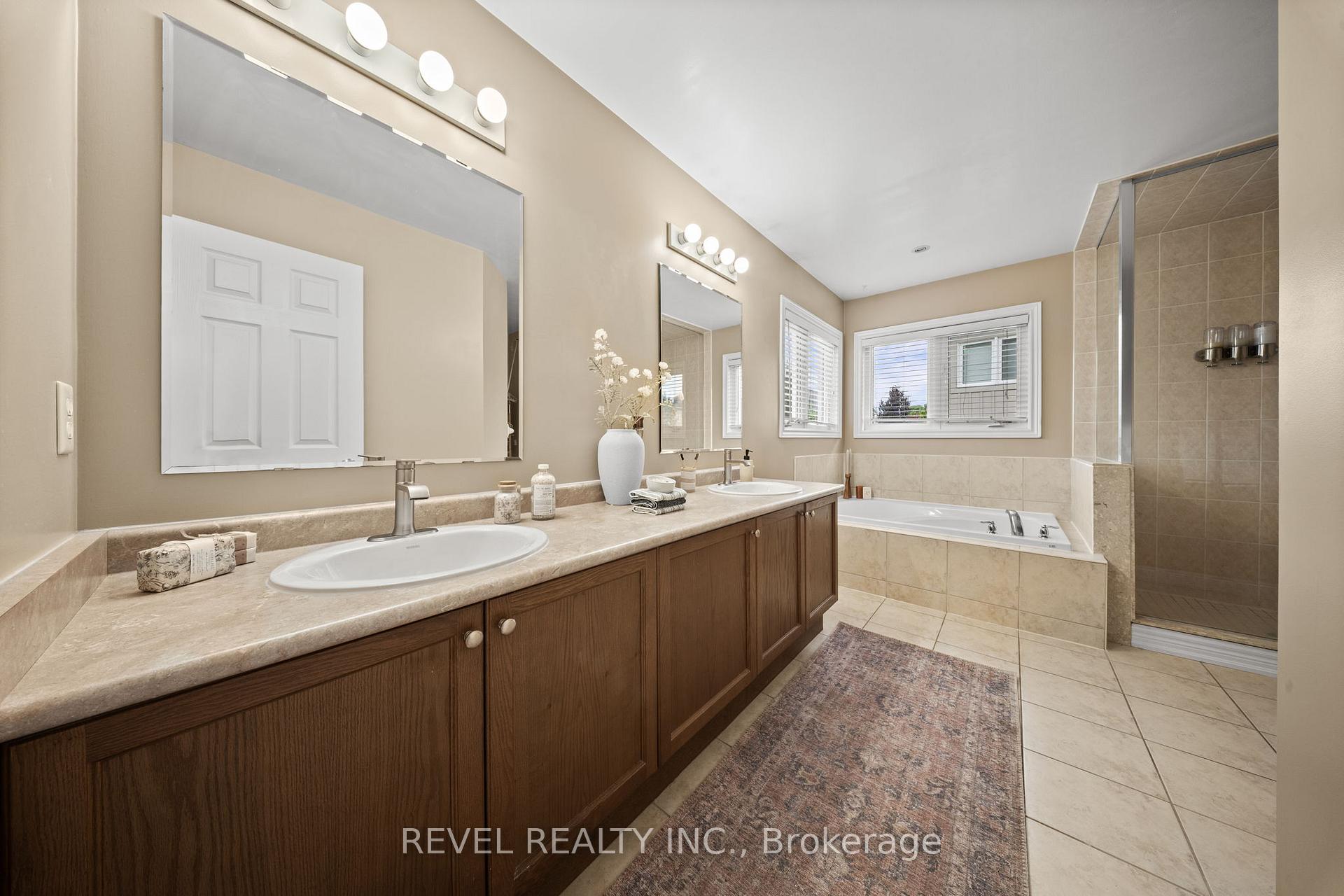Photo 15 of 14 Kaukonen Court, Clarington, Bowmanville — HOMEH