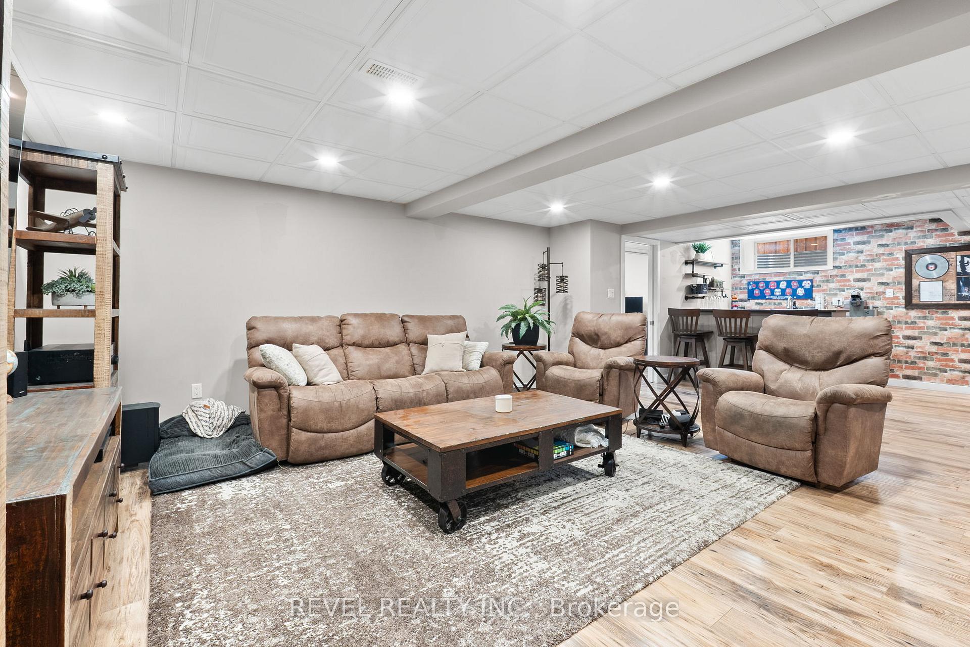 Photo 39 of 14 Kaukonen Court, Clarington, Bowmanville — HOMEH