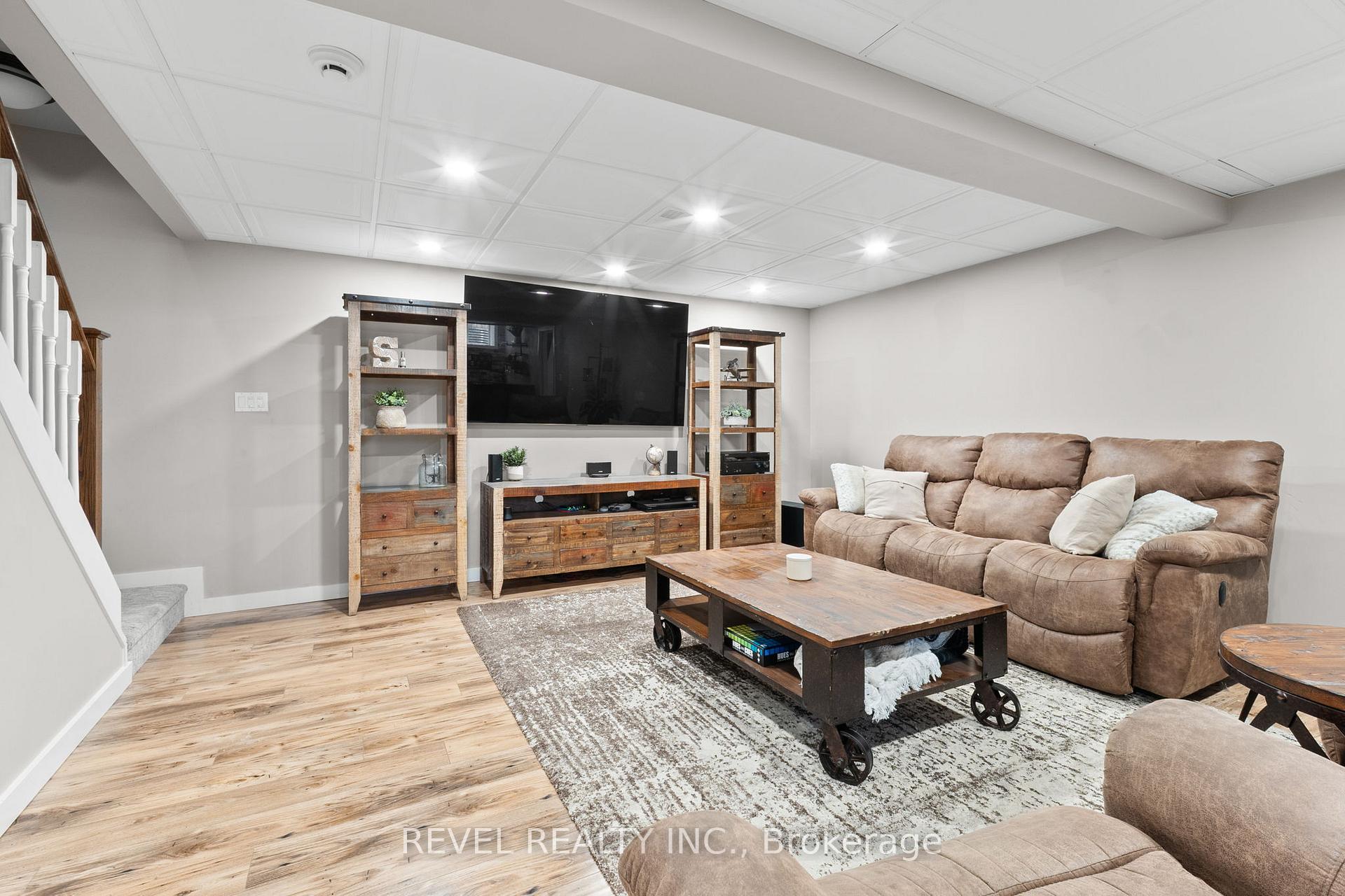 Photo 28 of 14 Kaukonen Court, Clarington, Bowmanville — HOMEH