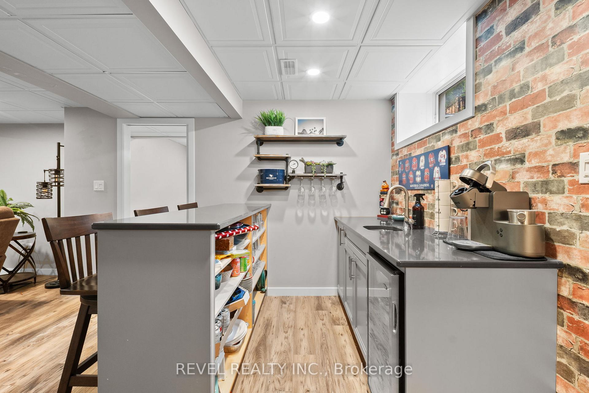 Photo 35 of 14 Kaukonen Court, Clarington, Bowmanville — HOMEH
