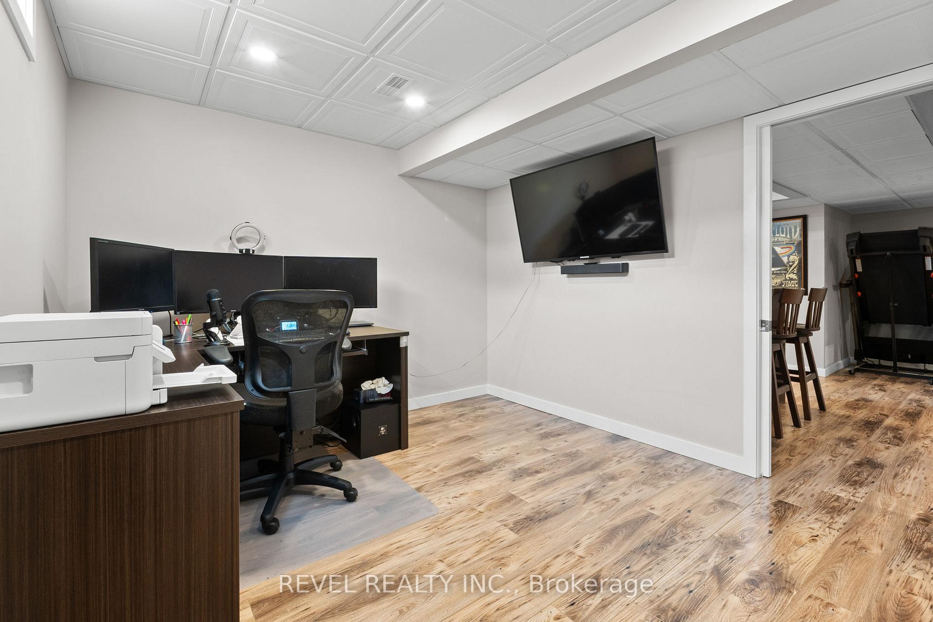 Photo 31 of 14 Kaukonen Court, Clarington, Bowmanville — HOMEH
