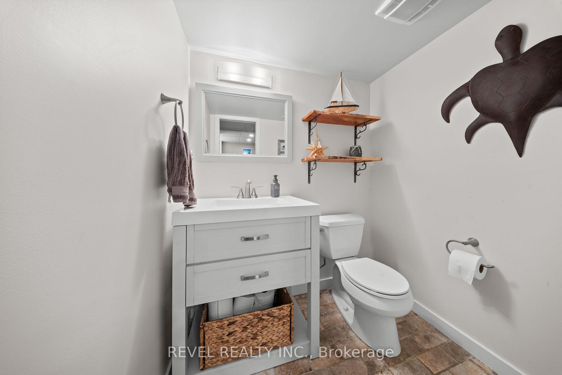 Photo 29 of 14 Kaukonen Court, Clarington, Bowmanville — HOMEH
