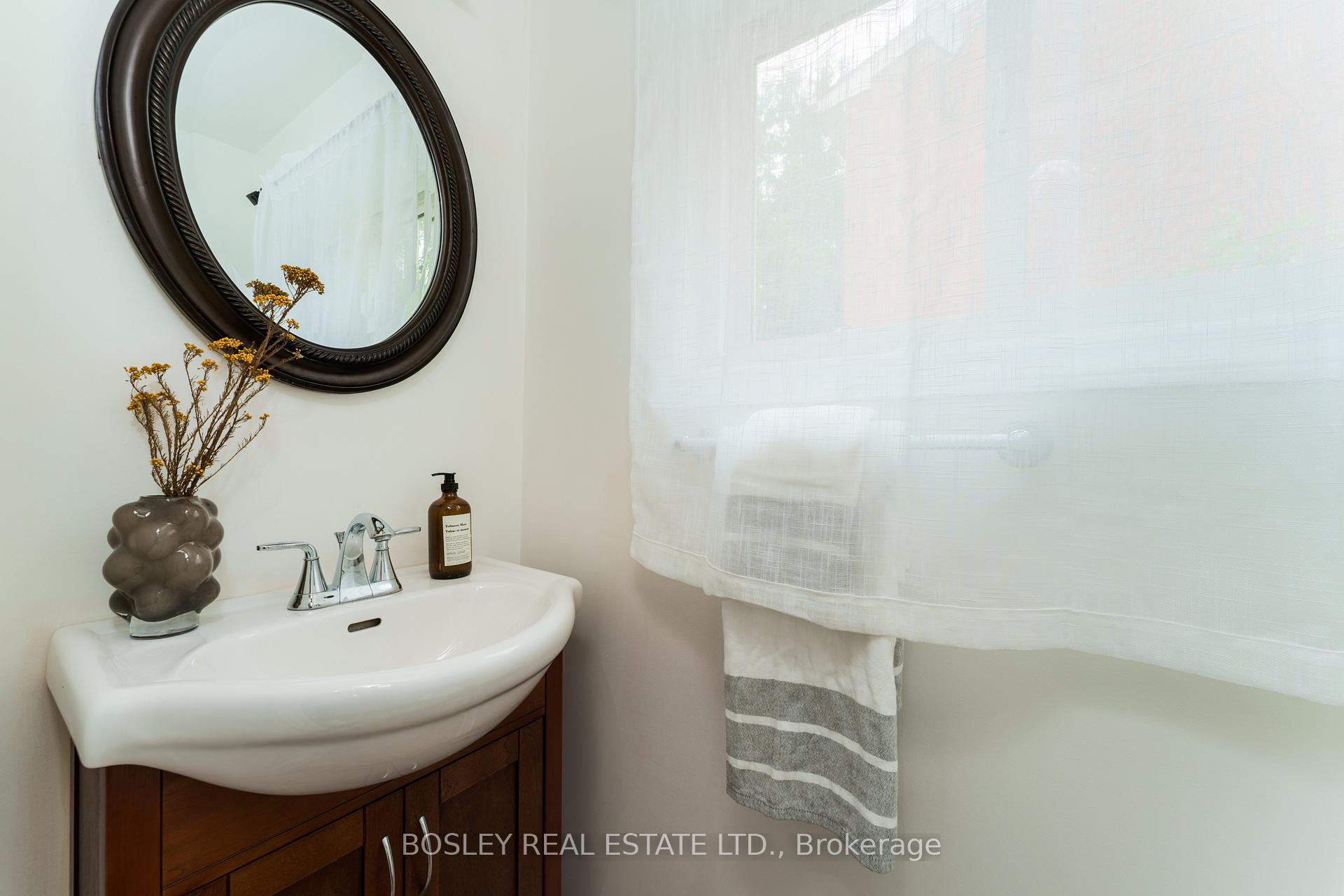 Photo 26 of 23 Ivy Avenue, Toronto, South Riverdale — HOMEH