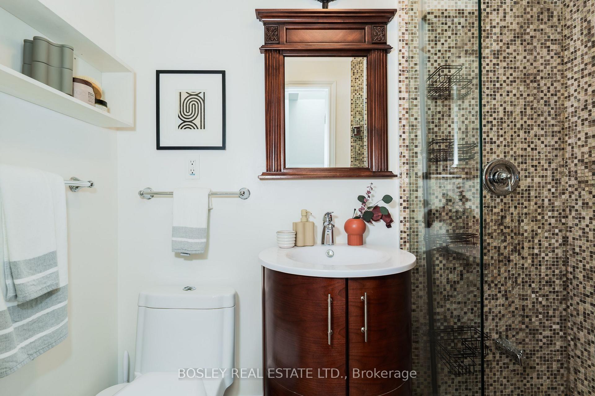 Photo 17 of 23 Ivy Avenue, Toronto, South Riverdale — HOMEH
