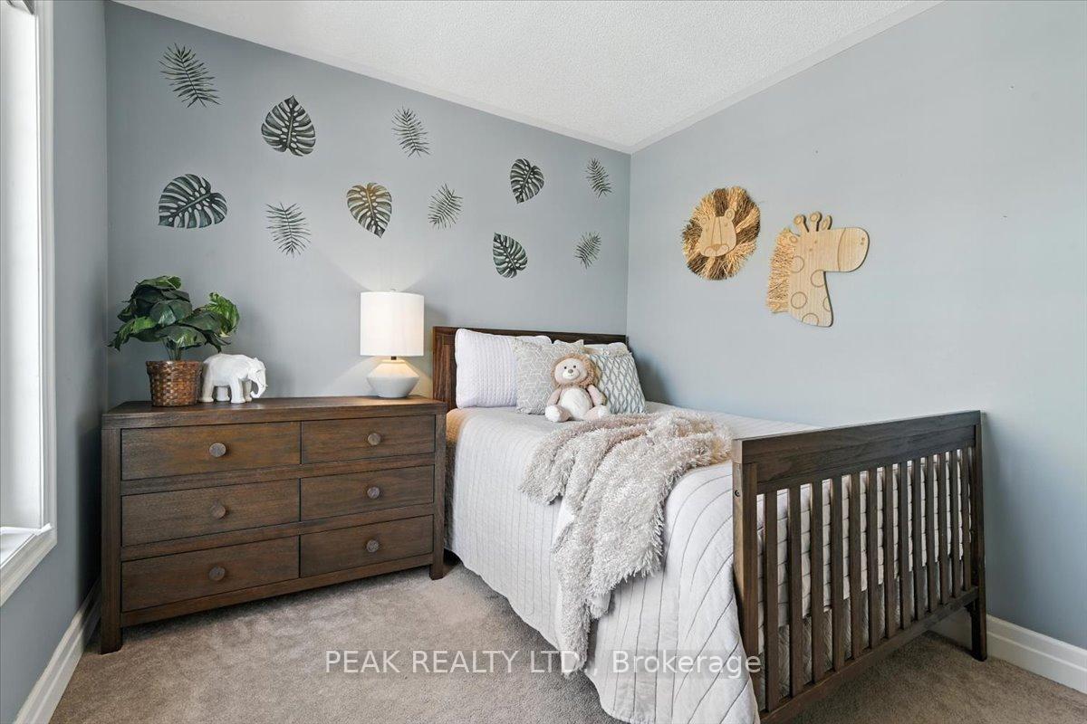 Photo 8 of 2508 Standardbred Drive, Oshawa, Windfields — HOMEH