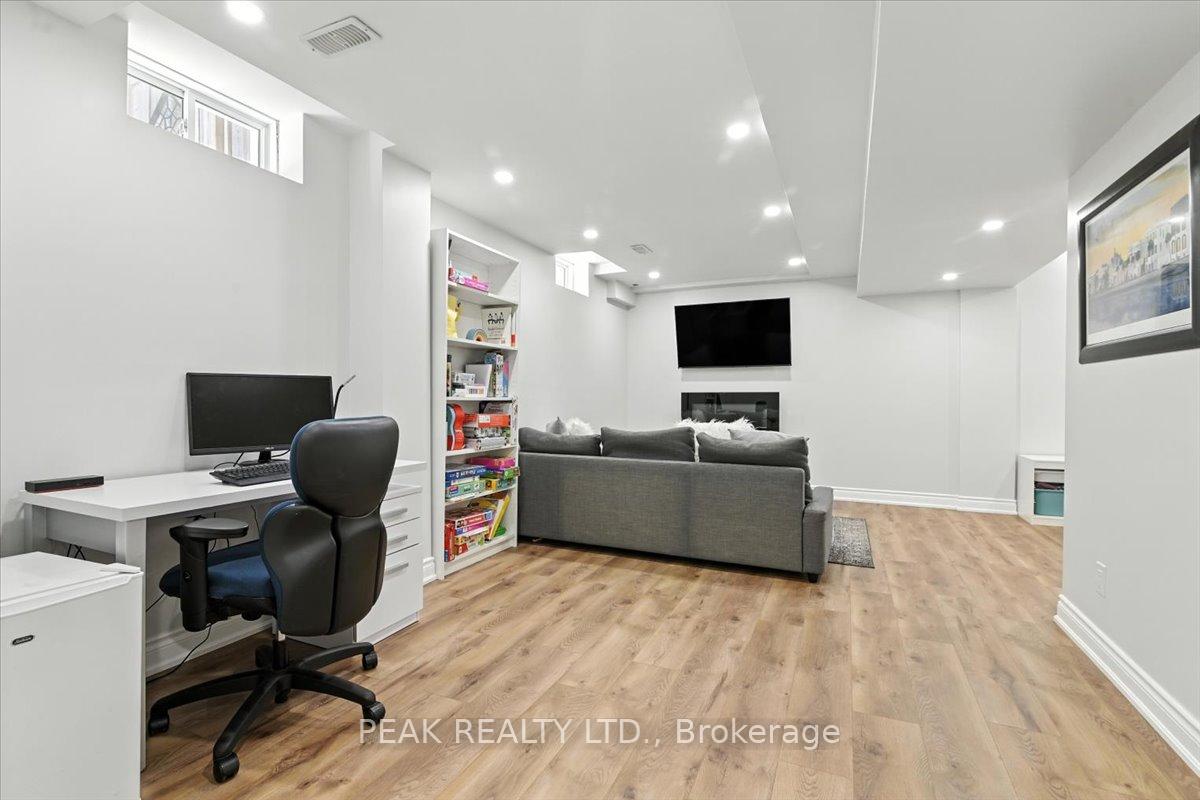 Photo 23 of 2508 Standardbred Drive, Oshawa, Windfields — HOMEH
