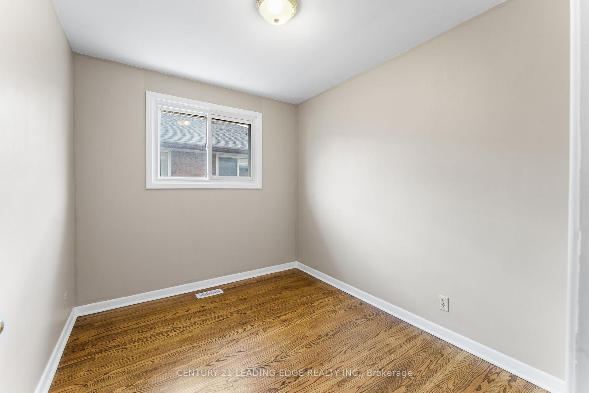 Photo 8 of 701 Taylor Avenue, Oshawa, Donevan — HOMEH