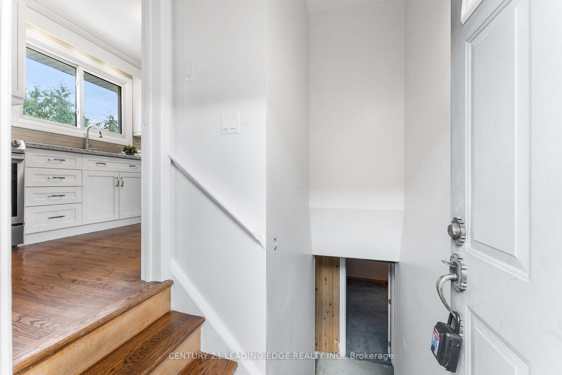 Photo 7 of 701 Taylor Avenue, Oshawa, Donevan — HOMEH