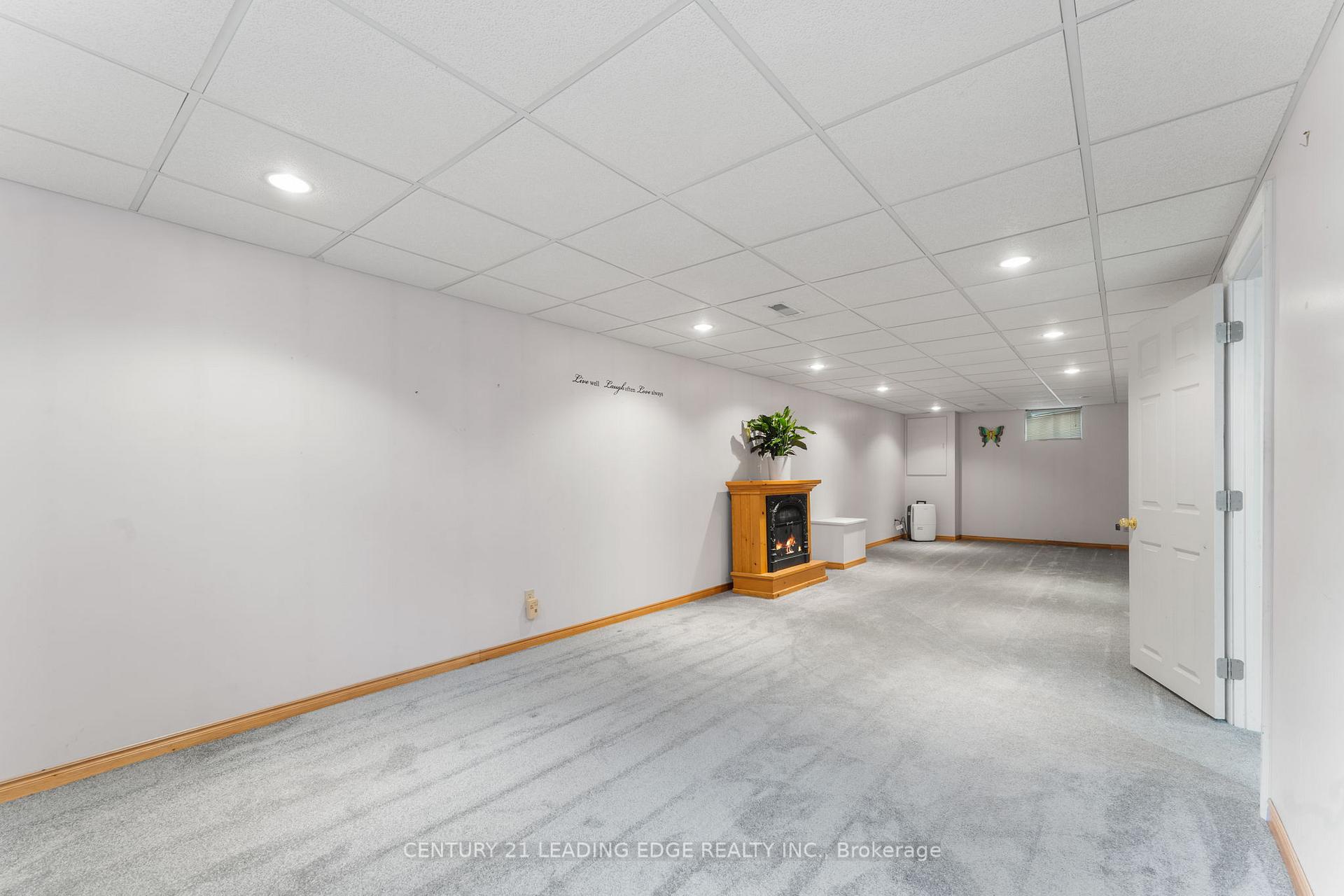 Photo 9 of 701 Taylor Avenue, Oshawa, Donevan — HOMEH