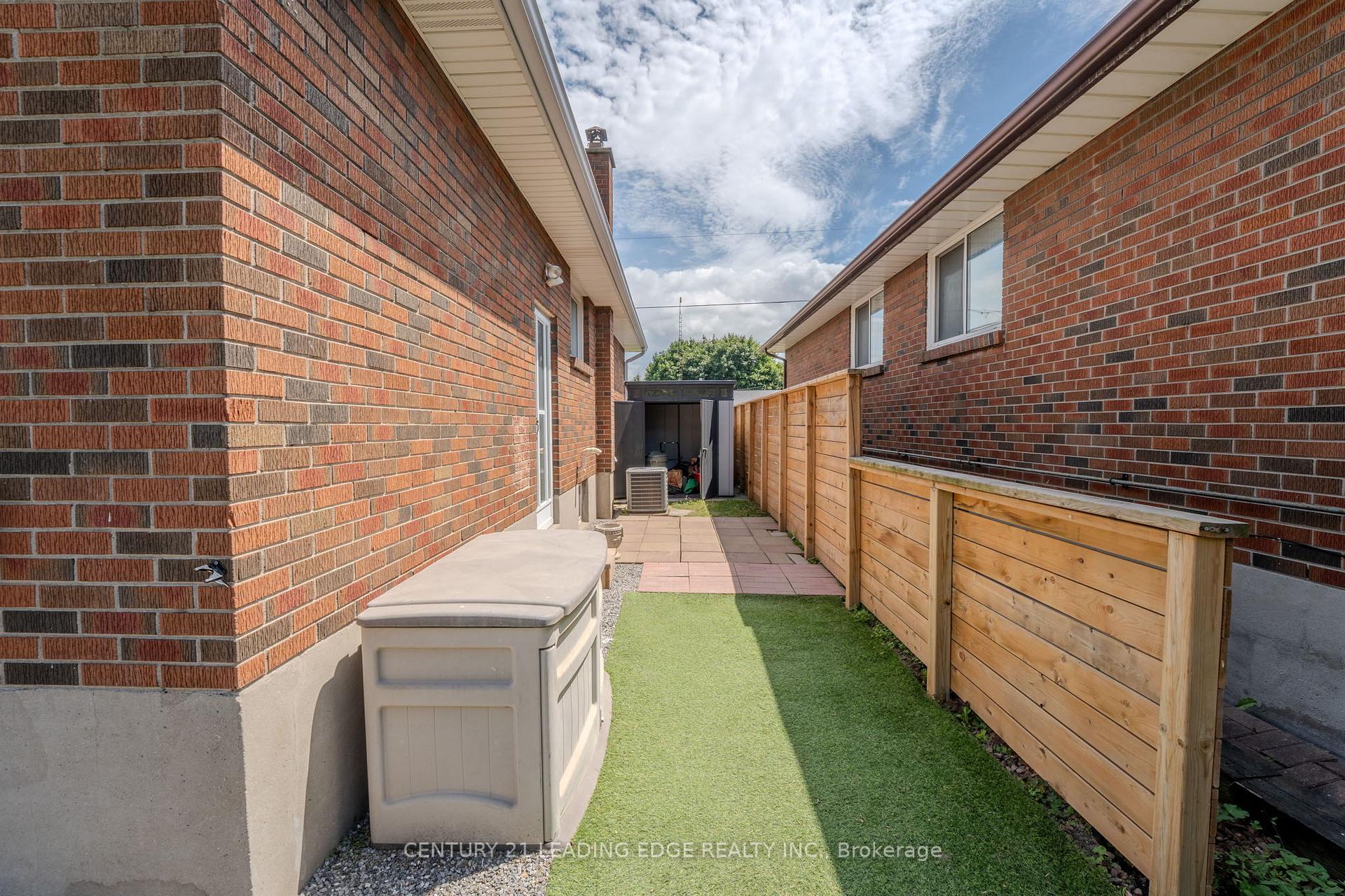 Photo 18 of 701 Taylor Avenue, Oshawa, Donevan — HOMEH