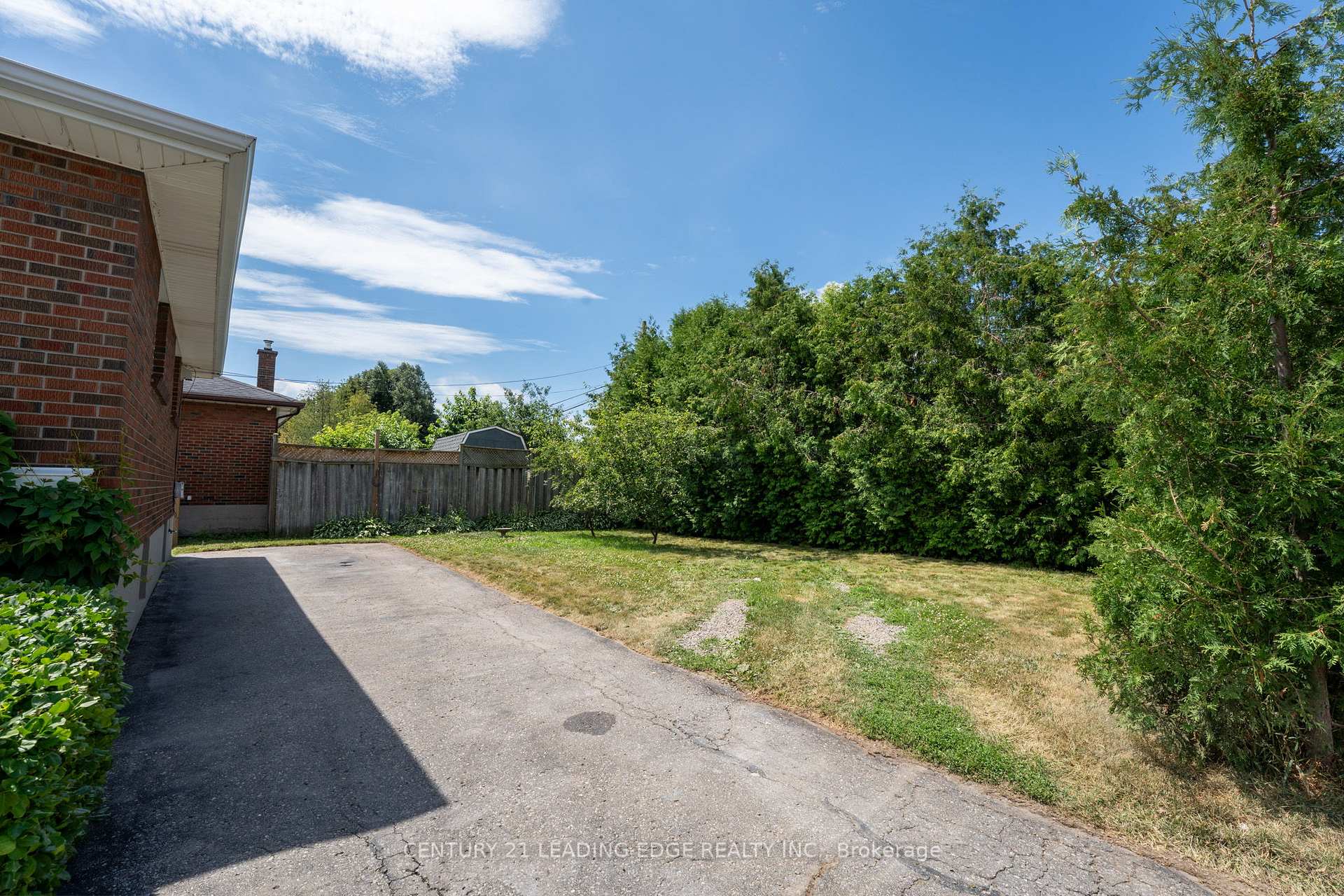 Photo 20 of 701 Taylor Avenue, Oshawa, Donevan — HOMEH