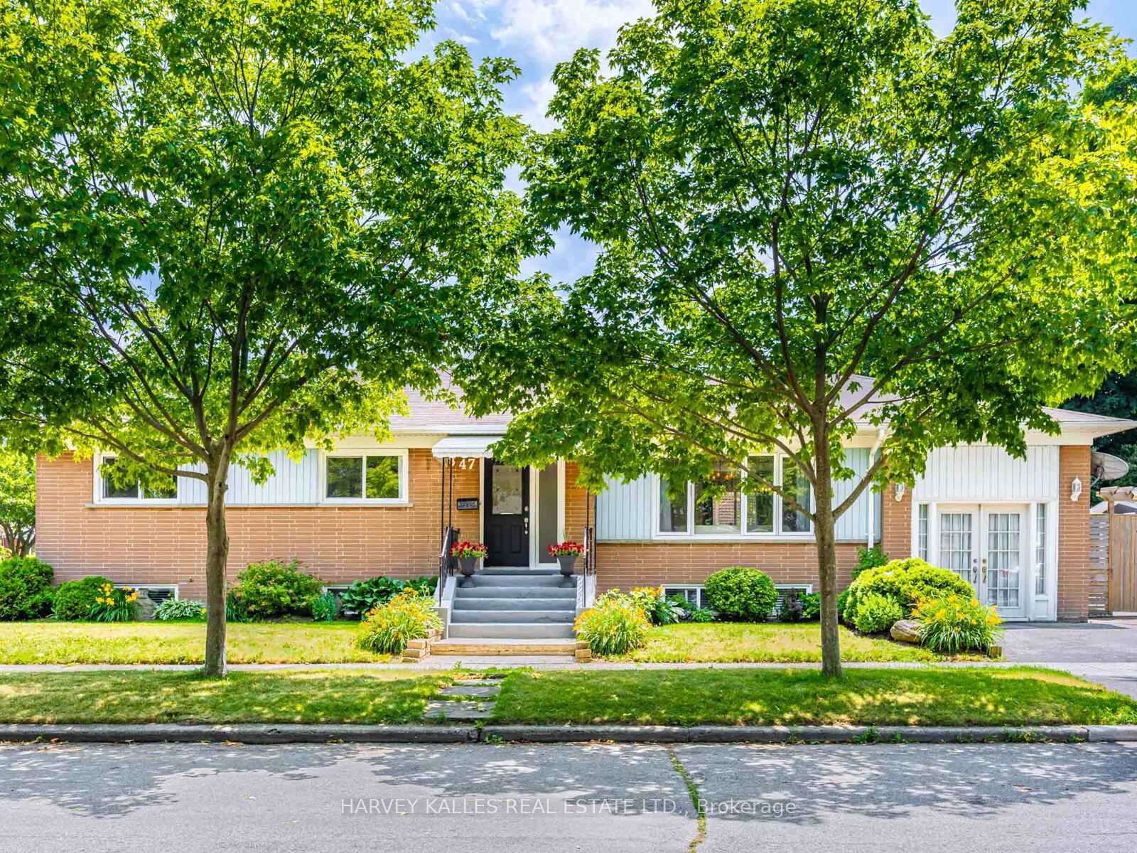 Photo 4 of 47 Basildon Crescent, Scarborough, Cliffcrest — HOMEH