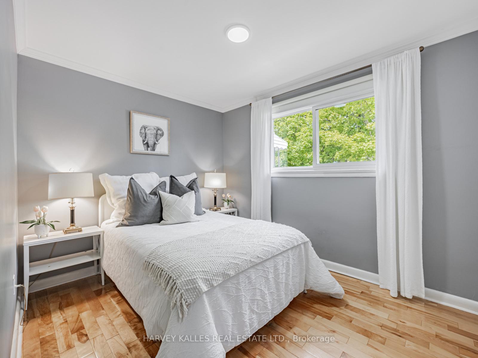Photo 16 of 47 Basildon Crescent, Scarborough, Cliffcrest — HOMEH