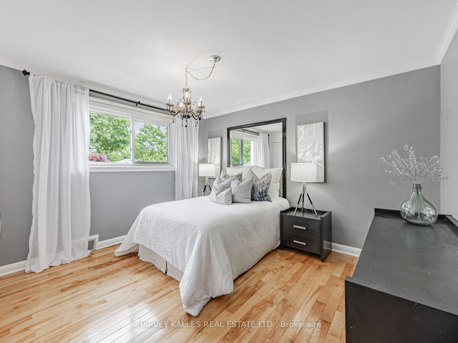 Photo 18 of 47 Basildon Crescent, Scarborough, Cliffcrest — HOMEH