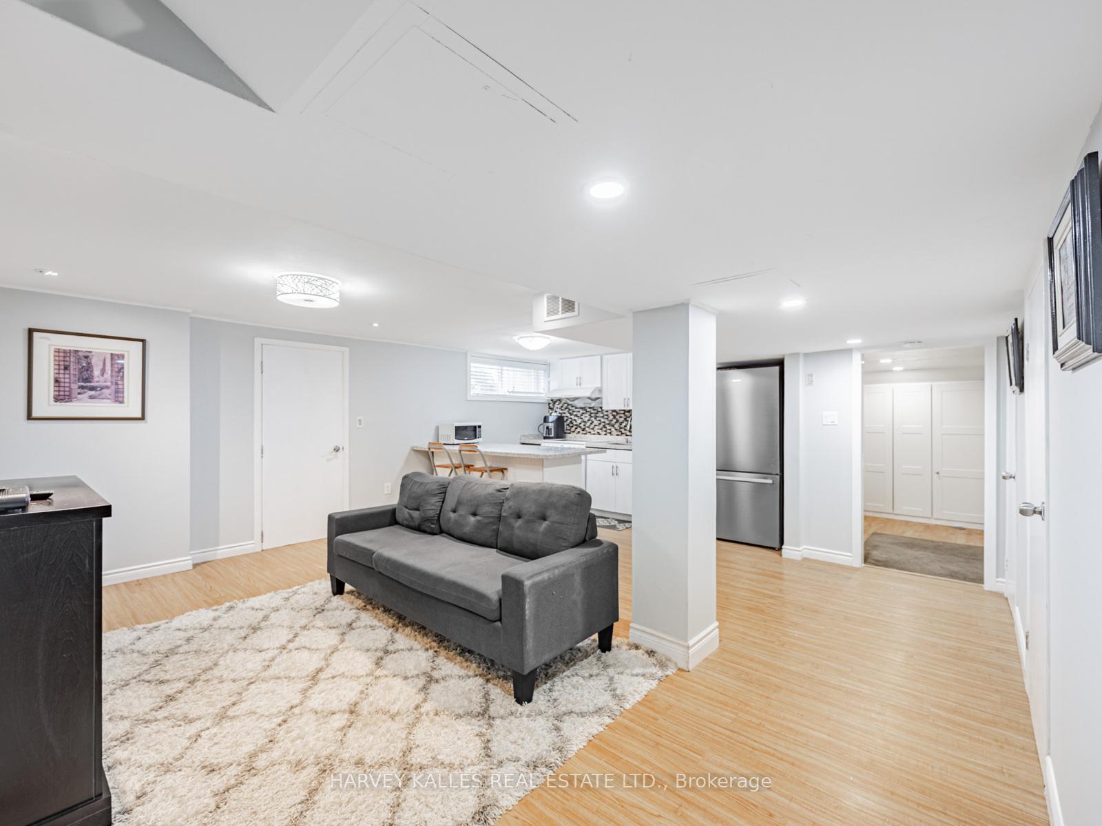 Photo 19 of 47 Basildon Crescent, Scarborough, Cliffcrest — HOMEH