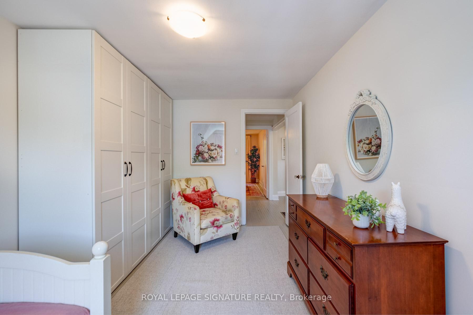 Photo 7 of 216 Holborne Avenue, Toronto, Woodbine-Lumsden — HOMEH