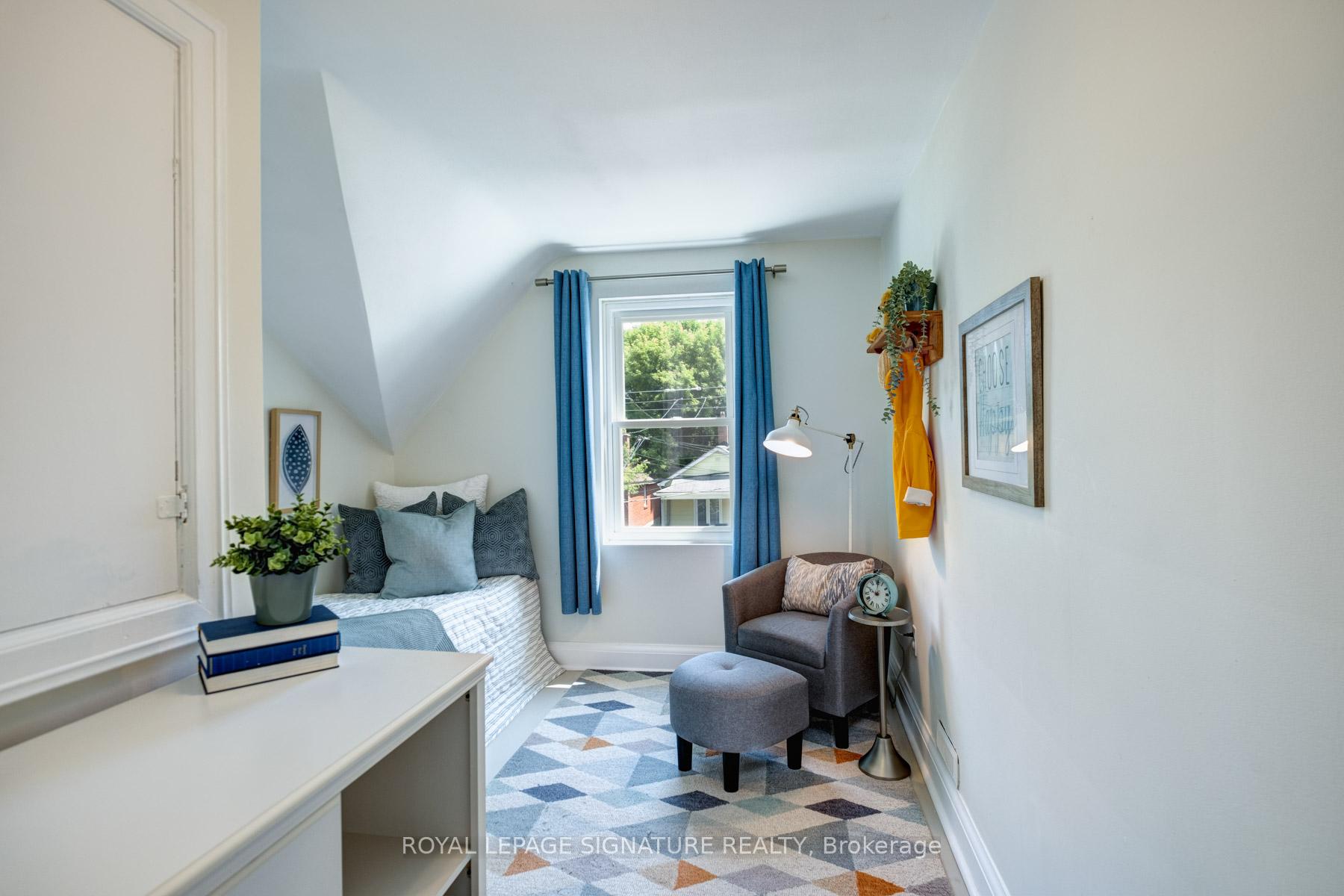 Photo 16 of 216 Holborne Avenue, Toronto, Woodbine-Lumsden — HOMEH